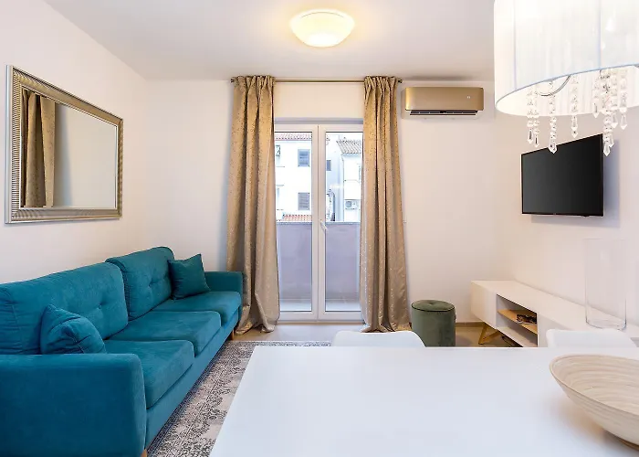 Cozy Aurora Apartman Pula